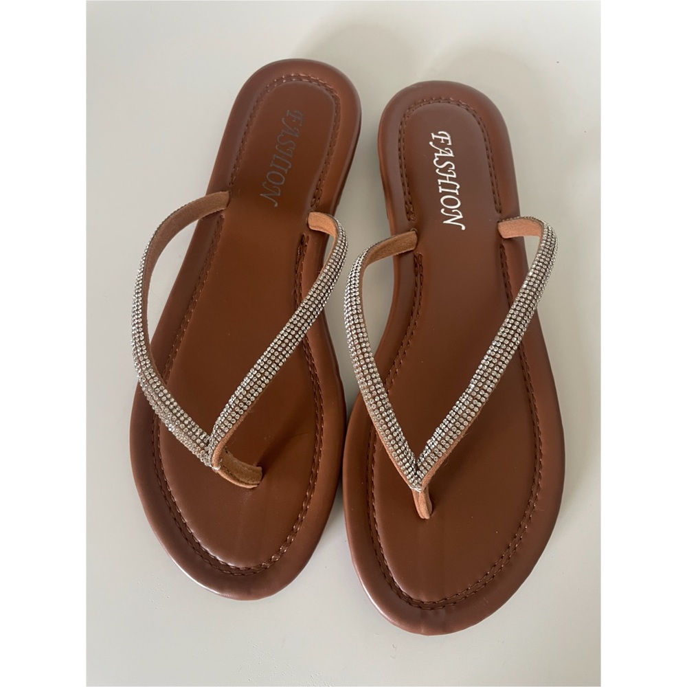 NWOT Rhinestone sandals - Picture 4 of 7